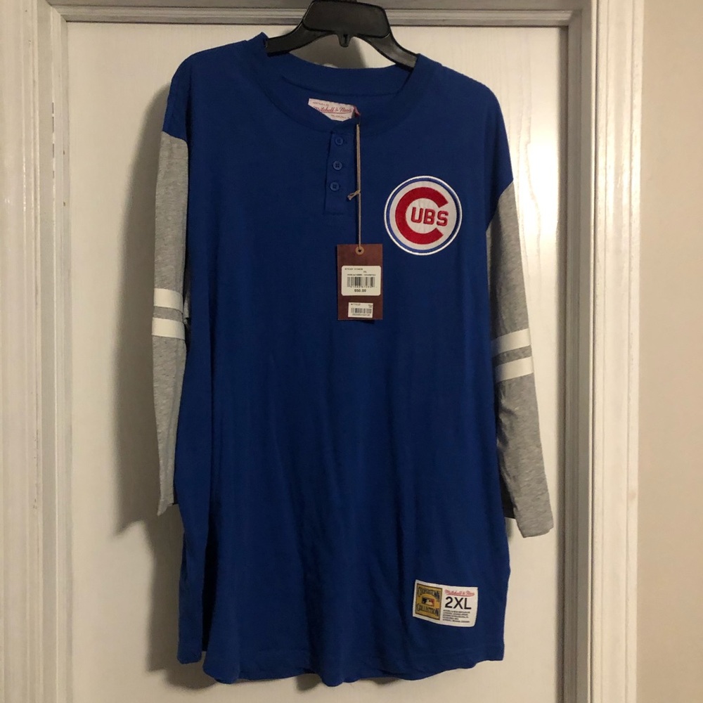 NWT mens 3/4 sleeve Cubs Shirt